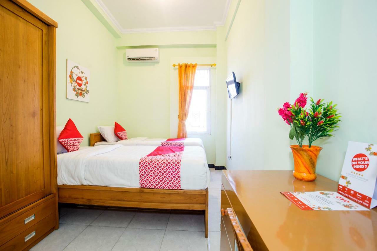 Oyo 1419 Rhona Guest House Syariah Yogyakarta Exterior photo